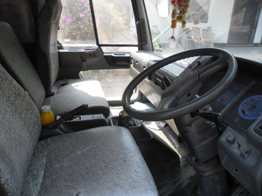 ขายรถบรรทุก 6 ล้อ HINO FC4J 140 แรงปี 44 ไม่ดั้มนะคราบ รถสวยมากๆกระบะข้างเนียมแอร์เย็นทะเบียนเต็ม ขายรถบรรทุก 6 ล้อ HINO FC4J 140 แรงปี 44 ไม่ดั้มนะคราบ รถสวยมากๆกระบะข้างเนียมแอร์เย็นทะเบียนเต็ม