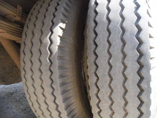 ขายรถบรรทุก 6 ล้อ HINO FC4J 140 แรงปี 44 ไม่ดั้มนะคราบ รถสวยมากๆกระบะข้างเนียมแอร์เย็นทะเบียนเต็ม ขายรถบรรทุก 6 ล้อ HINO FC4J 140 แรงปี 44 ไม่ดั้มนะคราบ รถสวยมากๆกระบะข้างเนียมแอร์เย็นทะเบียนเต็ม