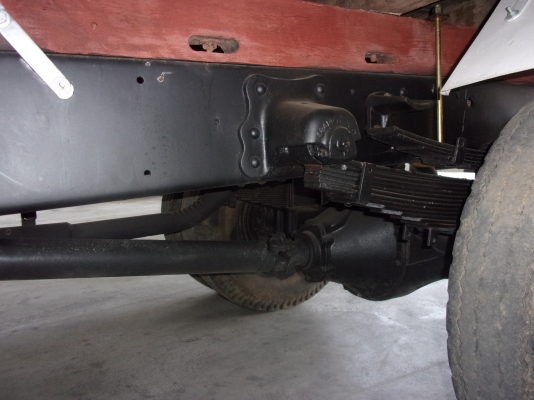 ขาย 6ล้อ ฮีโน่ ซุปเปอร์เสี่ย 120 แรง ยาว 5.50  สภาพสวยเดิมเครื่องดี พร้อมใช้งาน ชมก่อนได้ครับ สนใจติดต่อ 081-9425443