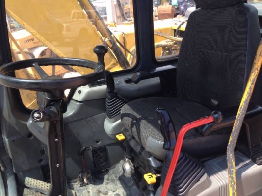 ขายรถแบคโฮ KOMATSU PW130-6 ทำงาน 7000 ชั่วโมง มี VDOครับ ระบบไฟฟ้าเต็ม รถนอกนำเข้าสภาพสวย ทำเล่มทะเบียน