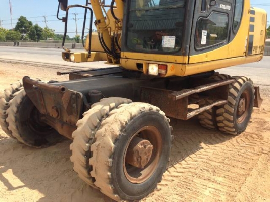 ขายรถแบคโฮ KOMATSU PW130-6 ทำงาน 7000 ชั่วโมง มี VDOครับ ระบบไฟฟ้าเต็ม รถนอกนำเข้าสภาพสวย ทำเล่มทะเบียน