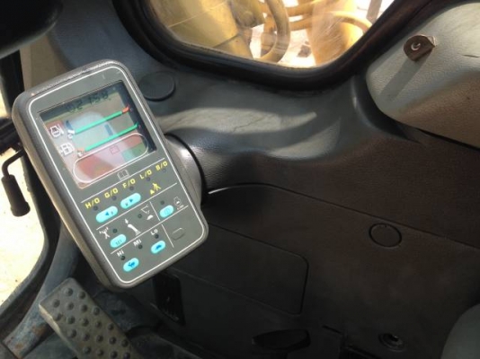 ขายรถแบคโฮ KOMATSU PW130-6 ทำงาน 7000 ชั่วโมง มี VDOครับ ระบบไฟฟ้าเต็ม รถนอกนำเข้าสภาพสวย ทำเล่มทะเบียน