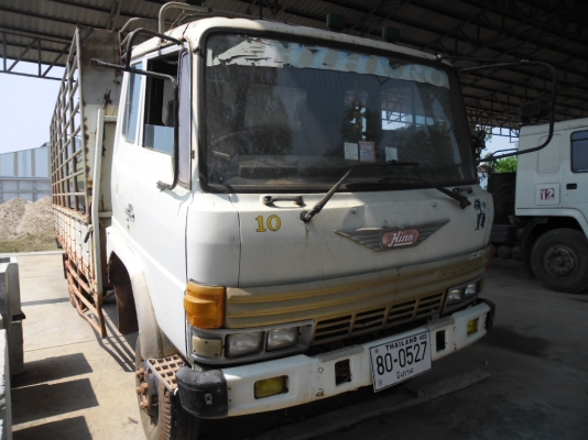 ขายรถบรรทุก 6 ล้อ HINO FD176B ยาว 6 เมตรเครื่อง HO7C พวงมาลัยพาเวอร์ทะบเบียนเต็มชุดโอนพร้อม ขายรถบรรทุก 6 ล้อ HINO FD176B ยาว 6 เมตรเครื่อง HO7C พวงมาลัยพาเวอร์ทะบเบียนเต็มชุดโอนพร้อม