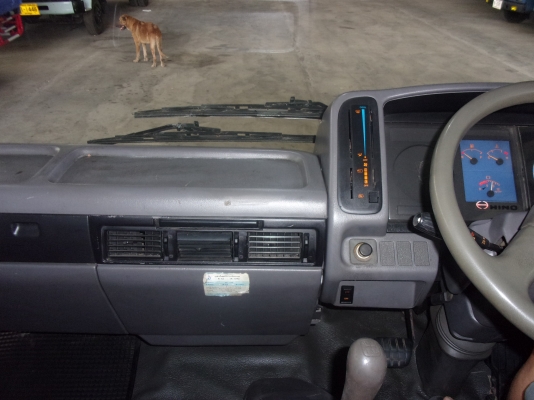 ขาย 6ล้อ ฮีโน่ ซุปเปอร์เสี่ย 140 แรง ยาว 5.50  สภาพสวยเดิมเครื่องดี พร้อมใช้งาน ชมก่อนได้ครับ สนใจติดต่อ 081-9425443