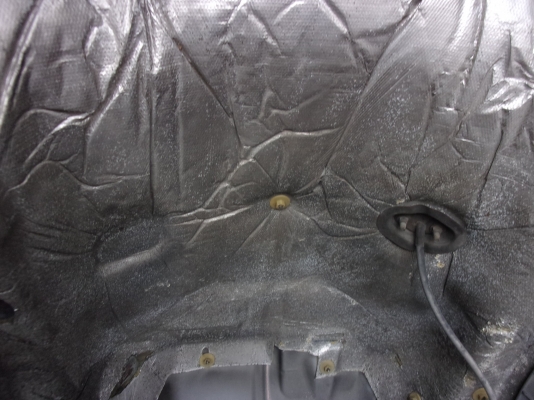 ขาย 6ล้อ ฮีโน่ ซุปเปอร์เสี่ย 140 แรง ยาว 5.50  สภาพสวยเดิมเครื่องดี พร้อมใช้งาน ชมก่อนได้ครับ สนใจติดต่อ 081-9425443