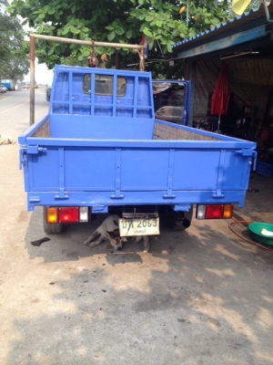 ขายรถบรรทุก 4 ล้อใหญ่ ISUZU ELF ตัวนอก 110 แรง เครื่อง 4JG2 พร้อมทะเบียน ขายรถบรรทุก 4 ล้อใหญ่ ISUZU ELF ตัวนอก 110 แรง เครื่อง 4JG2 พร้อมทะเบียน