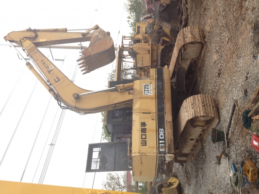 ขายด่วน!!! CAT E110B เครื่องดี ปั๊มแรง เอวแน่น พร้อมใช้ค่ะ