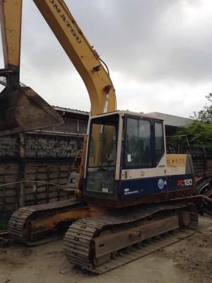 ขาย Komatsu PC120-5