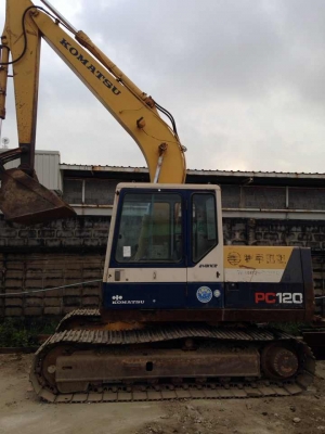 ขาย Komatsu PC120-5