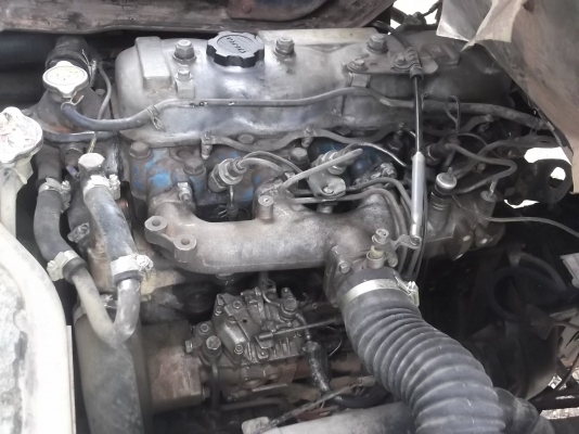 ขายโตโยต้าไดน่า6ล้อเล็กเครื่องไอ้หนุ่มทางหลวง