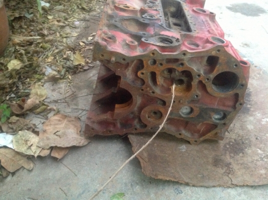 ขายเสื้อสูบ รถบรรทุก หกล้อ  HINO  WO4D