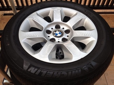 แม็กซ์ BMW ซีรีย์ 5-7 ขนาด 16 นิ้ว พร้อมยาง MICHELIN 225-55-16 ใหม่ท้ั้งชุด ตจว ส่งได้ครับ แม็กซ์ BMW ซีรีย์ 5-7 ขนาด 16 นิ้ว พร้อมยาง MICHELIN 225-55-16 ใหม่ท้ั้งชุด ตจว ส่งได้ครับ