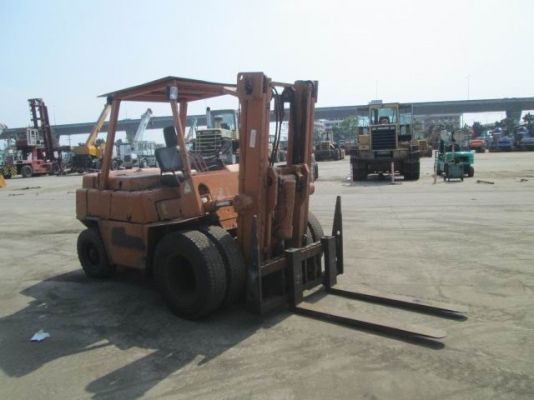 ขายรถฟอร์คลิฟท์  KOMATSU FD40-2 เครื่องยนต์ดีเซล ยก 4 ตัน