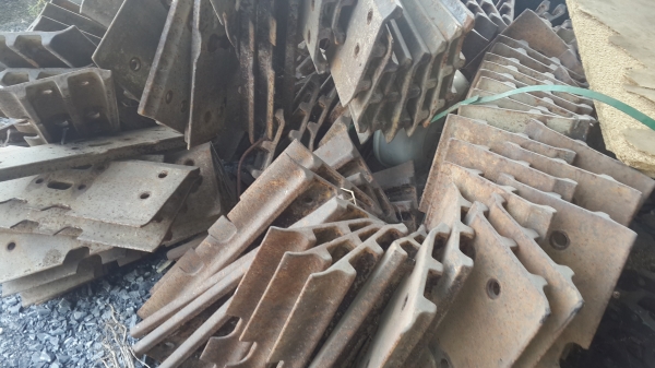 ใบแทรค 50 ซ.ม รถ120 ใบแทรค 50 ซ.ม รถ120