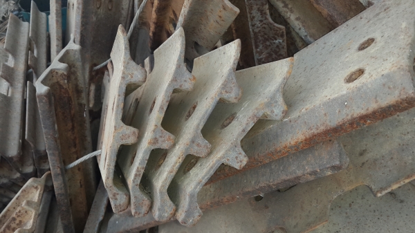 ใบแทรค 50 ซ.ม รถ120 ใบแทรค 50 ซ.ม รถ120