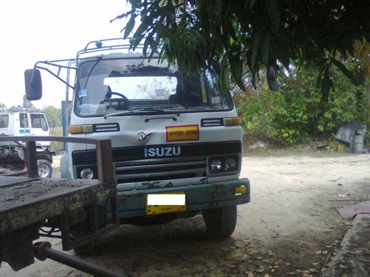 Isuzu Jumbo 200 เครื่อง 210 Bo 2 เพลา พื้นเรียบ