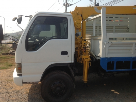 รถบรรทุกหกล้อดั้ม ติดเครน