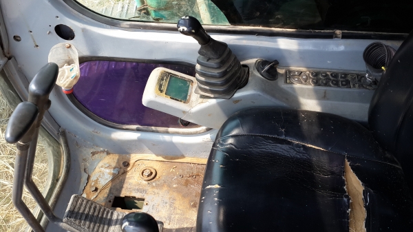 ขายด่วนแบ็คโฮ   MVSUPPER YN-27440สภาพพร้อมใช้งานสุดๆเอกสารเล่มทะเบียนไฟฟ้าเต็มแอร์พร้อมรีบจองโทร0801515451