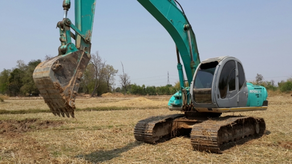 ขายด่วนแบ็คโฮ   MVSUPPER YN-27440สภาพพร้อมใช้งานสุดๆเอกสารเล่มทะเบียนไฟฟ้าเต็มแอร์พร้อมรีบจองโทร0801515451