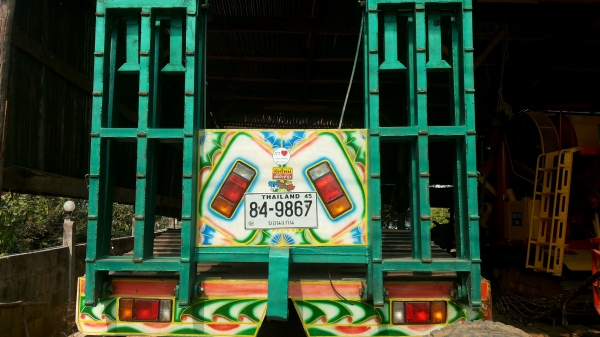 ขายรถบรรทุกรถเกี่ยวข้าว ขึ้นแมคโค 120 ได้