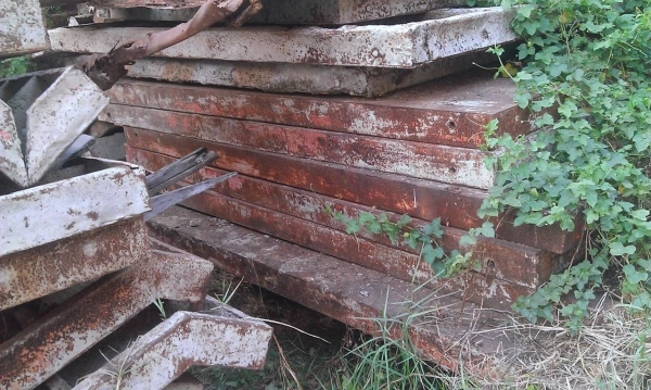 ขายแบบเหล็กมีหลายขนาดขายเหมาเป็นกิโลละ17บาท