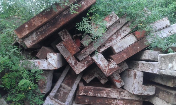 ขายแบบเหล็กมีหลายขนาดขายเหมาเป็นกิโลละ17บาท