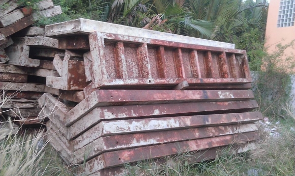 ขายแบบเหล็กมีหลายขนาดขายเหมาเป็นกิโลละ17บาท