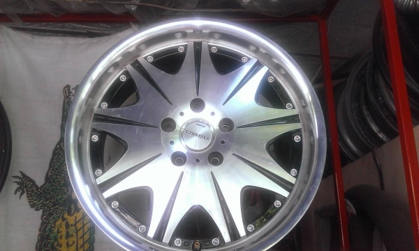 ขายล้อ17นิ้วพร้อมยาง205/45/17 ปี11มี1คู่