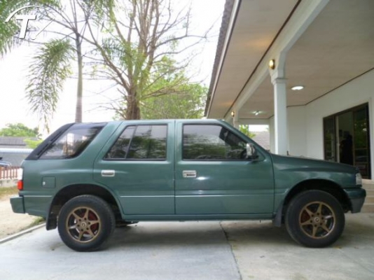 ขายอีซูซุ คาเมโอ  สีเขียว