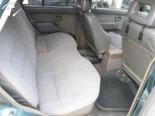 ขายอีซูซุ คาเมโอ  สีเขียว