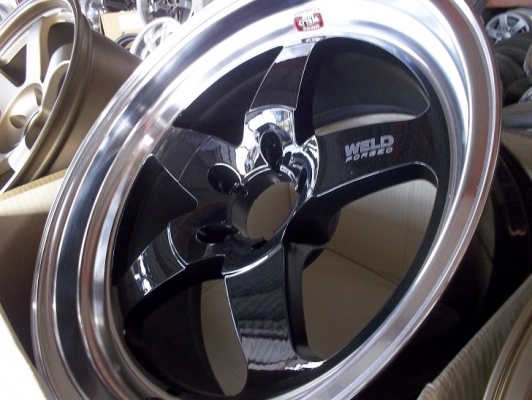 ขายแม็ก WELD  18  งานเหมือนสุดๆ  ชุดละ 23000