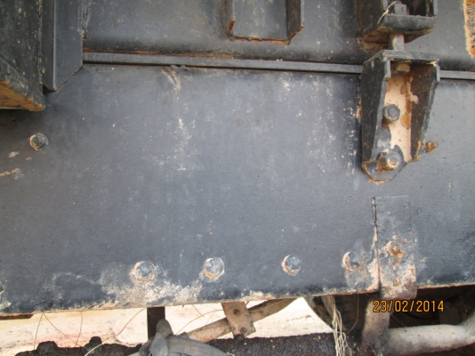 นิสันCW430.M...230..2เพลากะบะรอนเฉียง...ราคา.720.000บ..