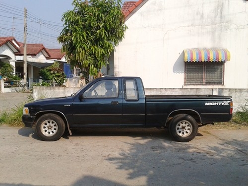 !!!!!!!! ขายรถบ้าน ไมตี้เอ็กแค๊ป ปี 37 เครื่องดีมากแน่นๆ สวยๆ พร้อมใช้งาน !!!!