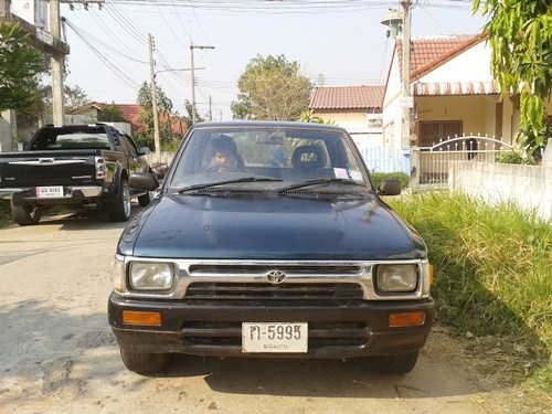 !!!!!!!! ขายรถบ้าน ไมตี้เอ็กแค๊ป ปี 37 เครื่องดีมากแน่นๆ สวยๆ พร้อมใช้งาน !!!!