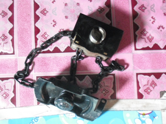 ตัวลอ็คยางอะไหล่อีซูซุ