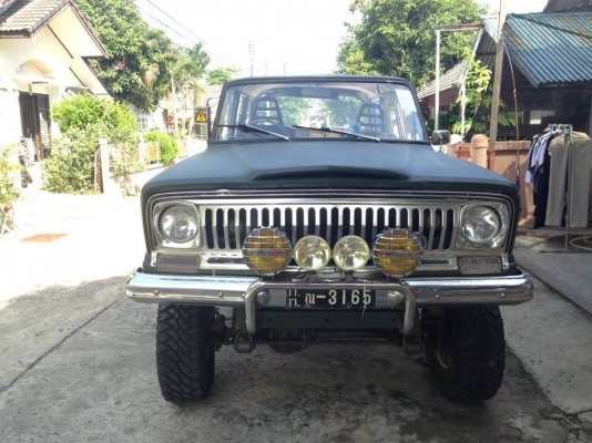 ขาย jeep wagoneer