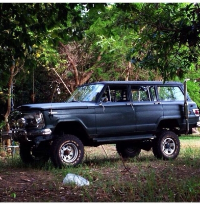 ขาย jeep wagoneer