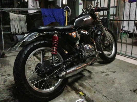 ขาย --- HONDA CG เป็น cafe ครับ มีทะเบียนโอนเต็มได้