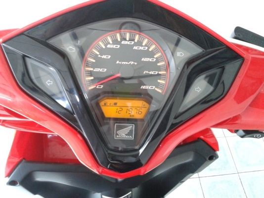 Click 125i รถบ้าน สภาพเดิม (แถมฟรี! โอน+หมวก+เสื้อ) Click 125i รถบ้าน สภาพเดิม (แถมฟรี! โอน+หมวก+เสื้อ)