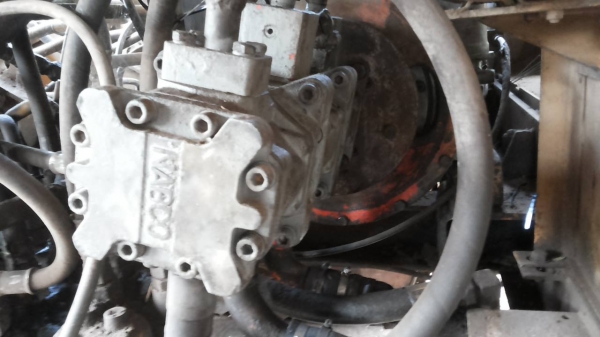 **420,000 บ.ต่อรอง**ขายแบคโฮ KOMATSU PC120-2 ปั้มเดิม เครื่องISUZU 165 เครื่องแน่นแห้งดีแรง ไม่เยิ้ม ปั้มดีแน่น บูมอาร์มสวยไม่ปะไม่ดาม ช่วงล่างใหญ่ดี เอวใหญ่แน่นดีไม่แตก บูท โรลเลอร์ ใบแทรก สภาพดี โซ่หนาดี ระบบไฟทำใหม่ บอดี้ดีสีสันดี พร้อมใช้ พร้อมลุยงาน **420,000 บ.ต่อรอง**ขายแบคโฮ KOMATSU PC120-2 ปั้มเดิม เครื่องISUZU 165 เครื่องแน่นแห้งดีแรง ไม่เยิ้ม ปั้มดีแน่น บูมอาร์มสวยไม่ปะไม่ดาม ช่วงล่างใหญ่ดี เอวใหญ่แน่นดีไม่แตก บูท โรลเลอร์ ใบแทรก สภาพดี โซ่หนาดี ระบบไฟทำใหม่ บอดี้ดีสีสันดี พร้อมใช้ พร้อมลุยงาน