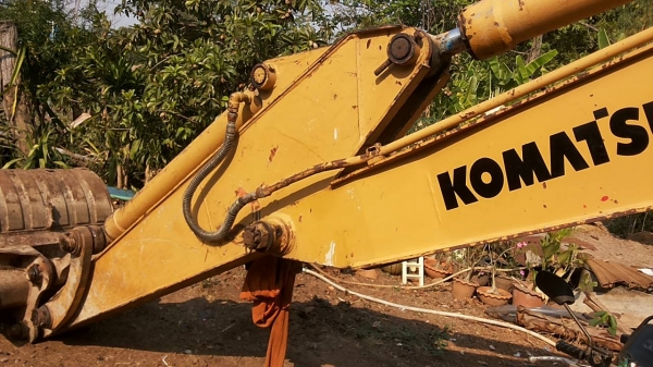 **420,000 บ.ต่อรอง**ขายแบคโฮ KOMATSU PC120-2 ปั้มเดิม เครื่องISUZU 165 เครื่องแน่นแห้งดีแรง ไม่เยิ้ม ปั้มดีแน่น บูมอาร์มสวยไม่ปะไม่ดาม ช่วงล่างใหญ่ดี เอวใหญ่แน่นดีไม่แตก บูท โรลเลอร์ ใบแทรก สภาพดี โซ่หนาดี ระบบไฟทำใหม่ บอดี้ดีสีสันดี พร้อมใช้ พร้อมลุยงาน **420,000 บ.ต่อรอง**ขายแบคโฮ KOMATSU PC120-2 ปั้มเดิม เครื่องISUZU 165 เครื่องแน่นแห้งดีแรง ไม่เยิ้ม ปั้มดีแน่น บูมอาร์มสวยไม่ปะไม่ดาม ช่วงล่างใหญ่ดี เอวใหญ่แน่นดีไม่แตก บูท โรลเลอร์ ใบแทรก สภาพดี โซ่หนาดี ระบบไฟทำใหม่ บอดี้ดีสีสันดี พร้อมใช้ พร้อมลุยงาน
