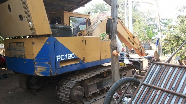 **420,000 บ.ต่อรอง**ขายแบคโฮ KOMATSU PC120-2 ปั้มเดิม เครื่องISUZU 165 เครื่องแน่นแห้งดีแรง ไม่เยิ้ม ปั้มดีแน่น บูมอาร์มสวยไม่ปะไม่ดาม ช่วงล่างใหญ่ดี เอวใหญ่แน่นดีไม่แตก บูท โรลเลอร์ ใบแทรก สภาพดี โซ่หนาดี ระบบไฟทำใหม่ บอดี้ดีสีสันดี พร้อมใช้ พร้อมลุยงาน **420,000 บ.ต่อรอง**ขายแบคโฮ KOMATSU PC120-2 ปั้มเดิม เครื่องISUZU 165 เครื่องแน่นแห้งดีแรง ไม่เยิ้ม ปั้มดีแน่น บูมอาร์มสวยไม่ปะไม่ดาม ช่วงล่างใหญ่ดี เอวใหญ่แน่นดีไม่แตก บูท โรลเลอร์ ใบแทรก สภาพดี โซ่หนาดี ระบบไฟทำใหม่ บอดี้ดีสีสันดี พร้อมใช้ พร้อมลุยงาน