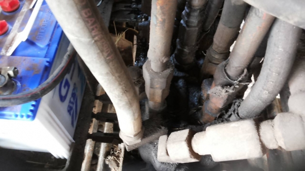 **420,000 บ.ต่อรอง**ขายแบคโฮ KOMATSU PC120-2 ปั้มเดิม เครื่องISUZU 165 เครื่องแน่นแห้งดีแรง ไม่เยิ้ม ปั้มดีแน่น บูมอาร์มสวยไม่ปะไม่ดาม ช่วงล่างใหญ่ดี เอวใหญ่แน่นดีไม่แตก บูท โรลเลอร์ ใบแทรก สภาพดี โซ่หนาดี ระบบไฟทำใหม่ บอดี้ดีสีสันดี พร้อมใช้ พร้อมลุยงาน **420,000 บ.ต่อรอง**ขายแบคโฮ KOMATSU PC120-2 ปั้มเดิม เครื่องISUZU 165 เครื่องแน่นแห้งดีแรง ไม่เยิ้ม ปั้มดีแน่น บูมอาร์มสวยไม่ปะไม่ดาม ช่วงล่างใหญ่ดี เอวใหญ่แน่นดีไม่แตก บูท โรลเลอร์ ใบแทรก สภาพดี โซ่หนาดี ระบบไฟทำใหม่ บอดี้ดีสีสันดี พร้อมใช้ พร้อมลุยงาน