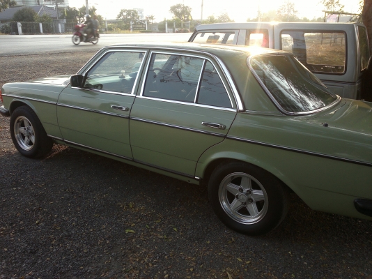 ฺBanz ปี 1978 รถบ้าน เดิมคับ