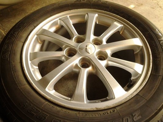 แม็ก 16 ของแท้ มิตซู EX 5รู114 พร้อมยาง แม็ก 16 ของแท้ มิตซู EX 5รู114 พร้อมยาง