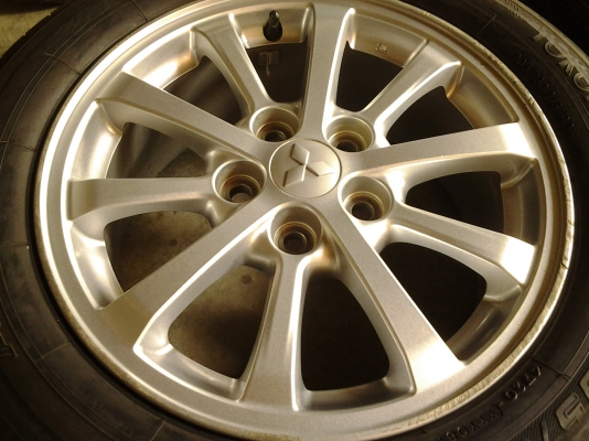 แม็ก 16 ของแท้ มิตซู EX 5รู114 พร้อมยาง แม็ก 16 ของแท้ มิตซู EX 5รู114 พร้อมยาง