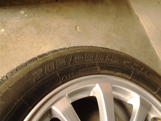 แม็ก 16 ของแท้ มิตซู EX 5รู114 พร้อมยาง แม็ก 16 ของแท้ มิตซู EX 5รู114 พร้อมยาง