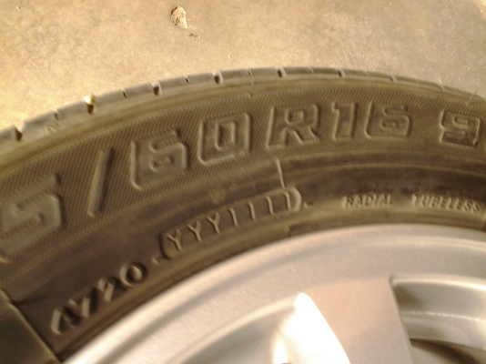 แม็ก 16 ของแท้ มิตซู EX 5รู114 พร้อมยาง แม็ก 16 ของแท้ มิตซู EX 5รู114 พร้อมยาง