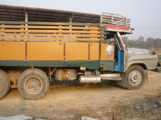 ลดราคาคับต้องการใช้เงิน ขอ380000 ใครให้เอาชุดโอนไปเลยสิบล้อดั้มพ์ 2 เพลา เครื่องร๊อก ช่วงล่าง200