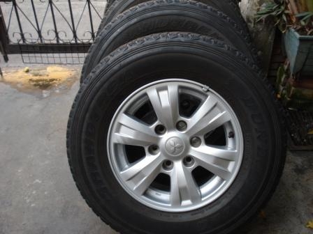 ขายล้อแม็กไทรทัน ขอบ 16 พร้อมยาง 245-70-16 ปี 12 ขายล้อแม็กไทรทัน ขอบ 16 พร้อมยาง 245-70-16 ปี 12